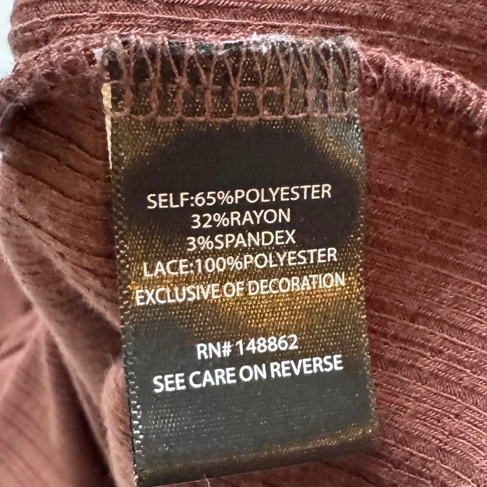 Torrid Deep Mahogany Texture Jersey Crew Neck Lace Yoke Swing Tank Size 1X - Picture 10 of 15